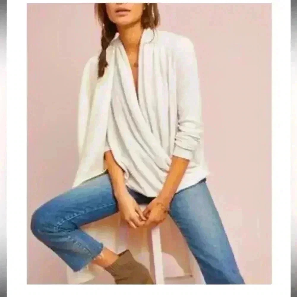 Anthropologie Akemi + Kin Woodruff Sweater Cream